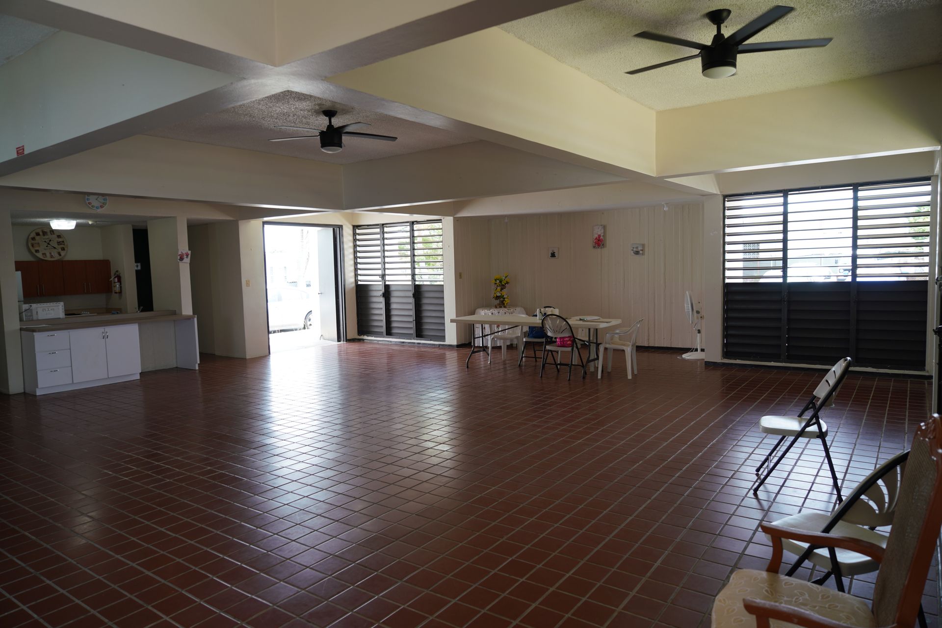 Jardines de Country Club Apartments